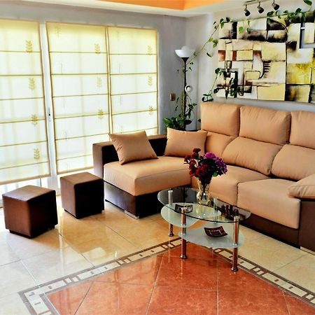 Bonito Apartamento Centrico Y Cerca De La Playa. Малага Екстериор снимка